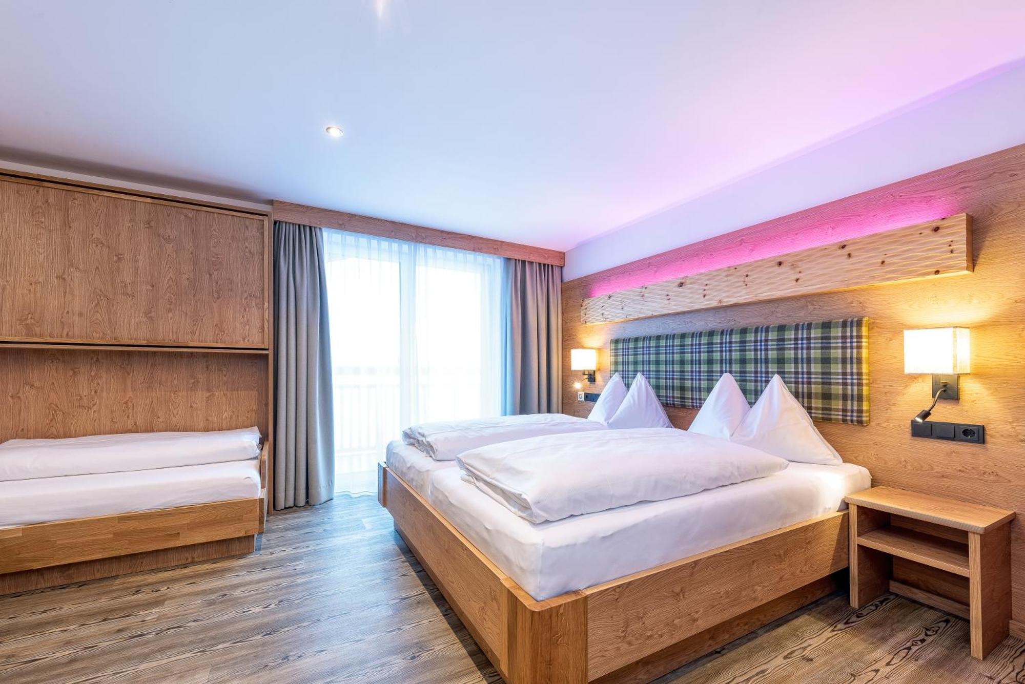 Hotel Garni Siegmundshof - Inclusive Joker Card Im Sommer Saalbach-Hinterglemm Bilik gambar